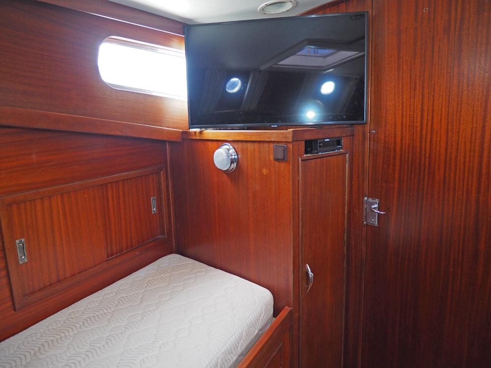 Cabin en avant, H&eacute;bergements